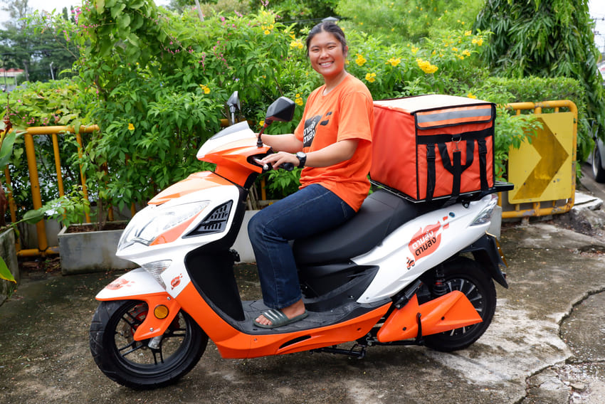 Take Pinto! Phuket's initiative to bring the traditional lunchbox back to (delivery) business